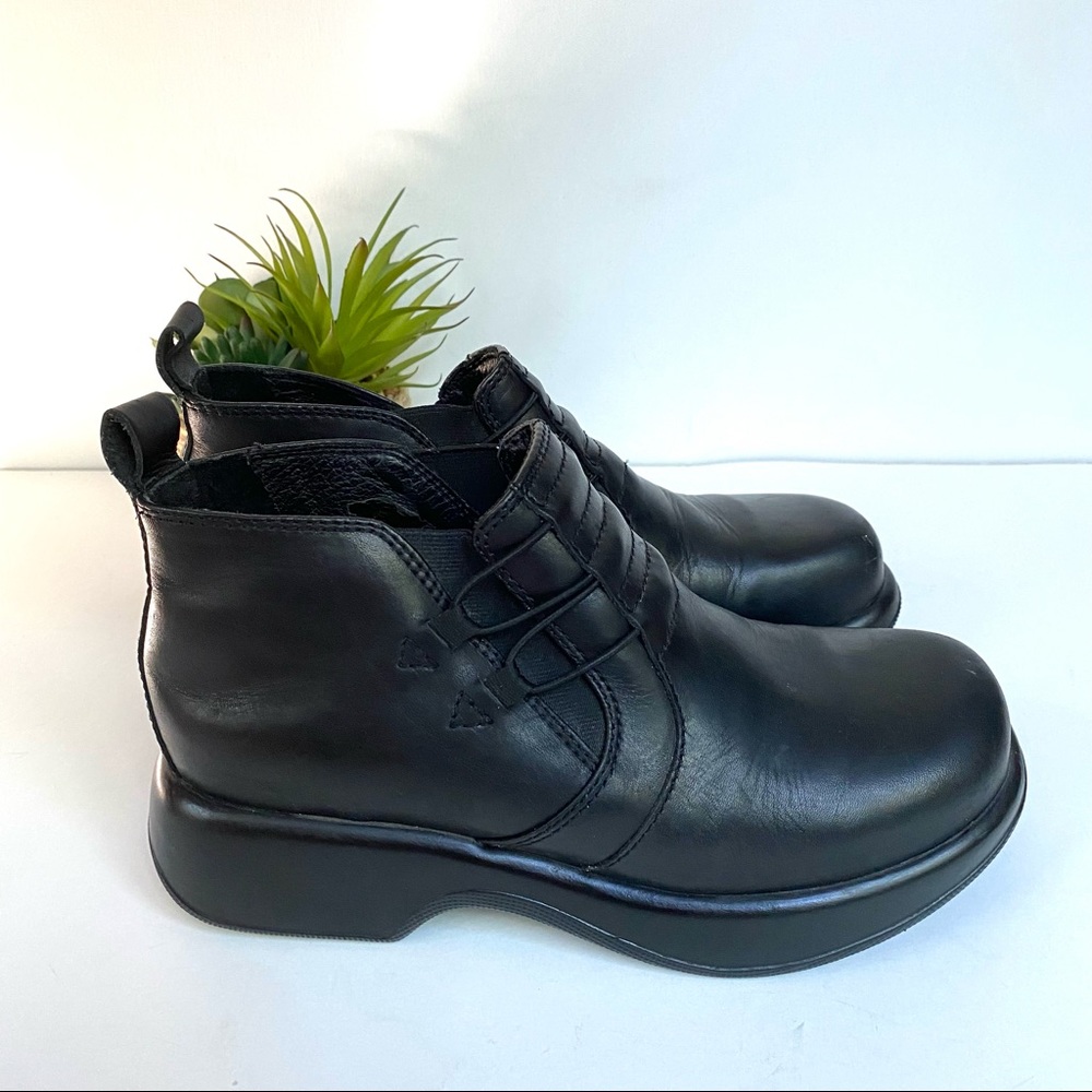 Dansko slip on bungee ankle booties boots 39